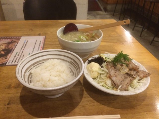 里のうどん　※閉店情報あり