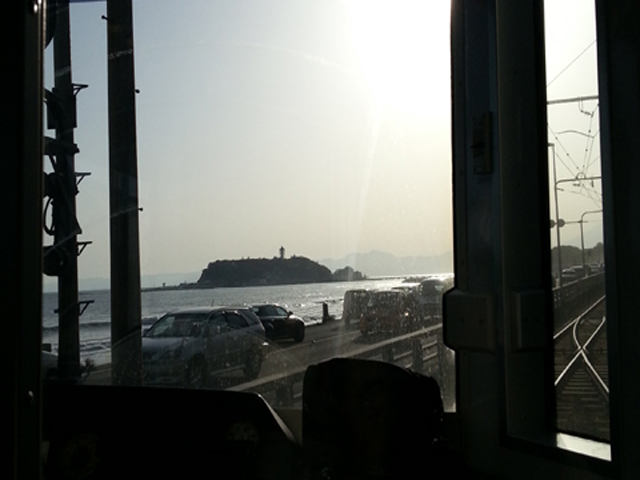 Vol.18「カーブを曲がるとそこは海だった」（神奈川県）