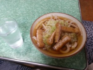 桜井うどん　キャベツの入ったおうどん